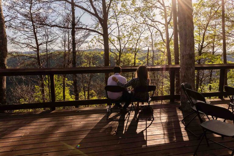 Pittsburgh documentary wedding photographer candid cocktail hour moment