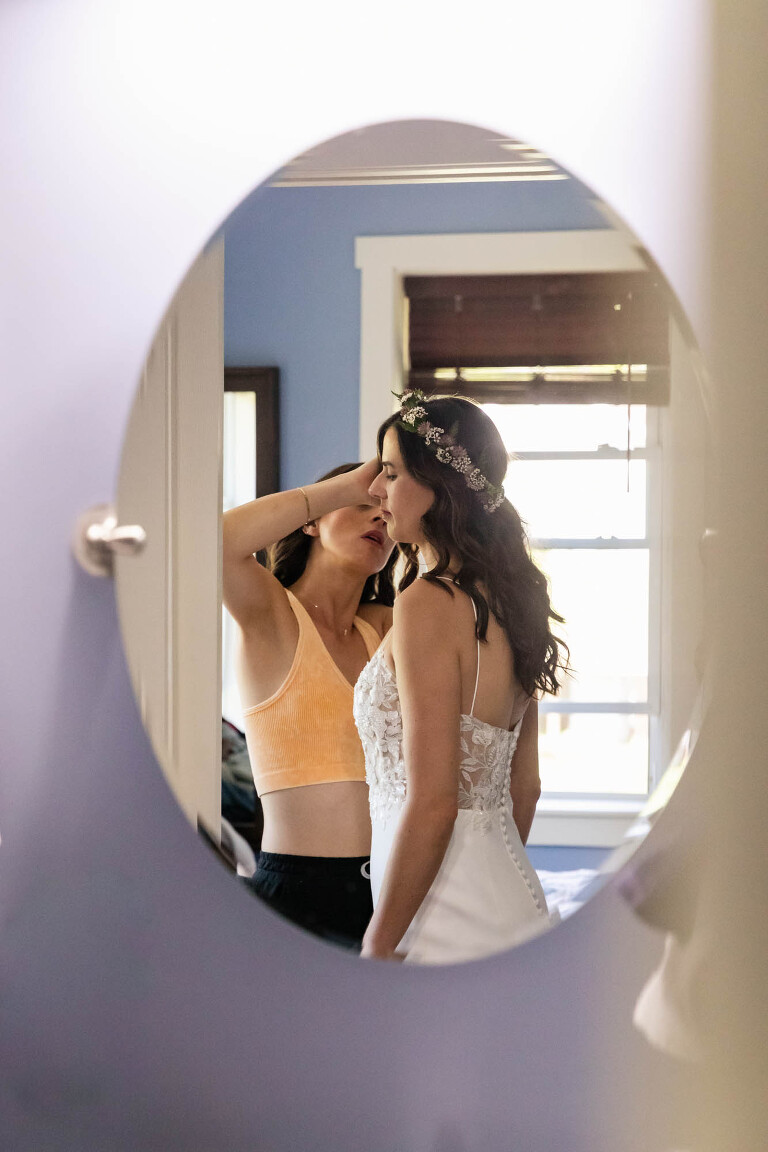 documentary wedding photography cocktail hour West Virginia