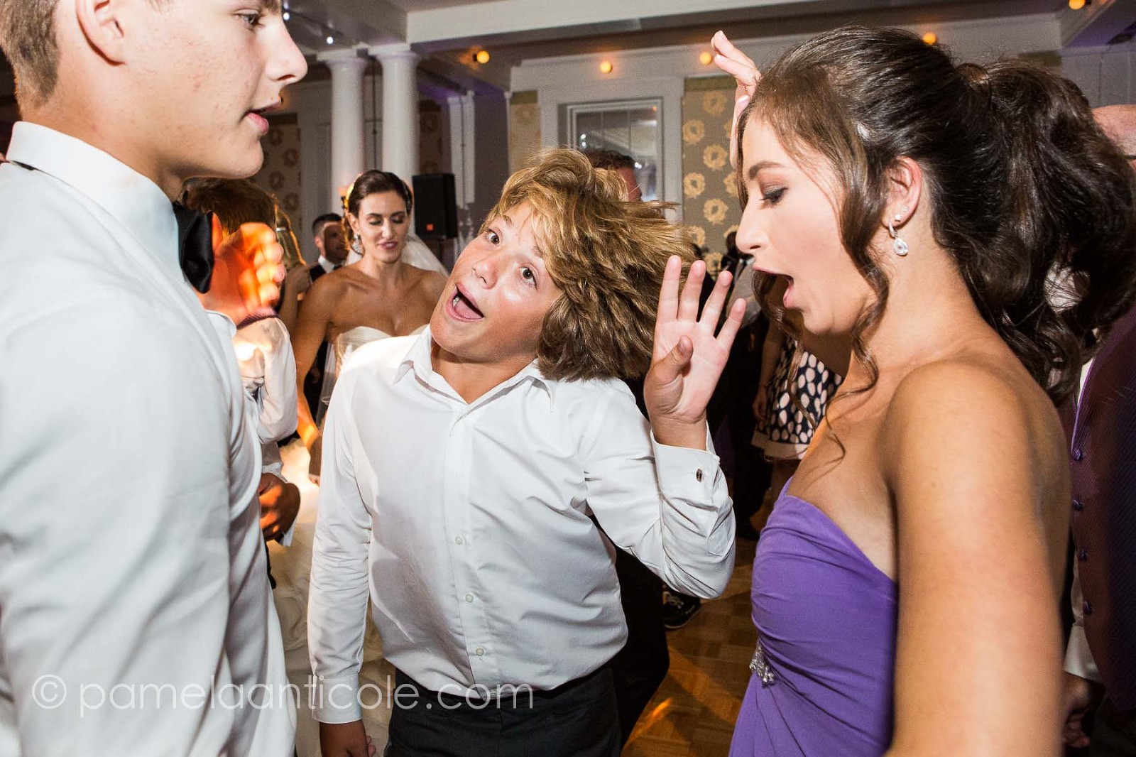 kids dancing at bedford springs wedding, colonnade ballroom, pamela marie photography documentary photos