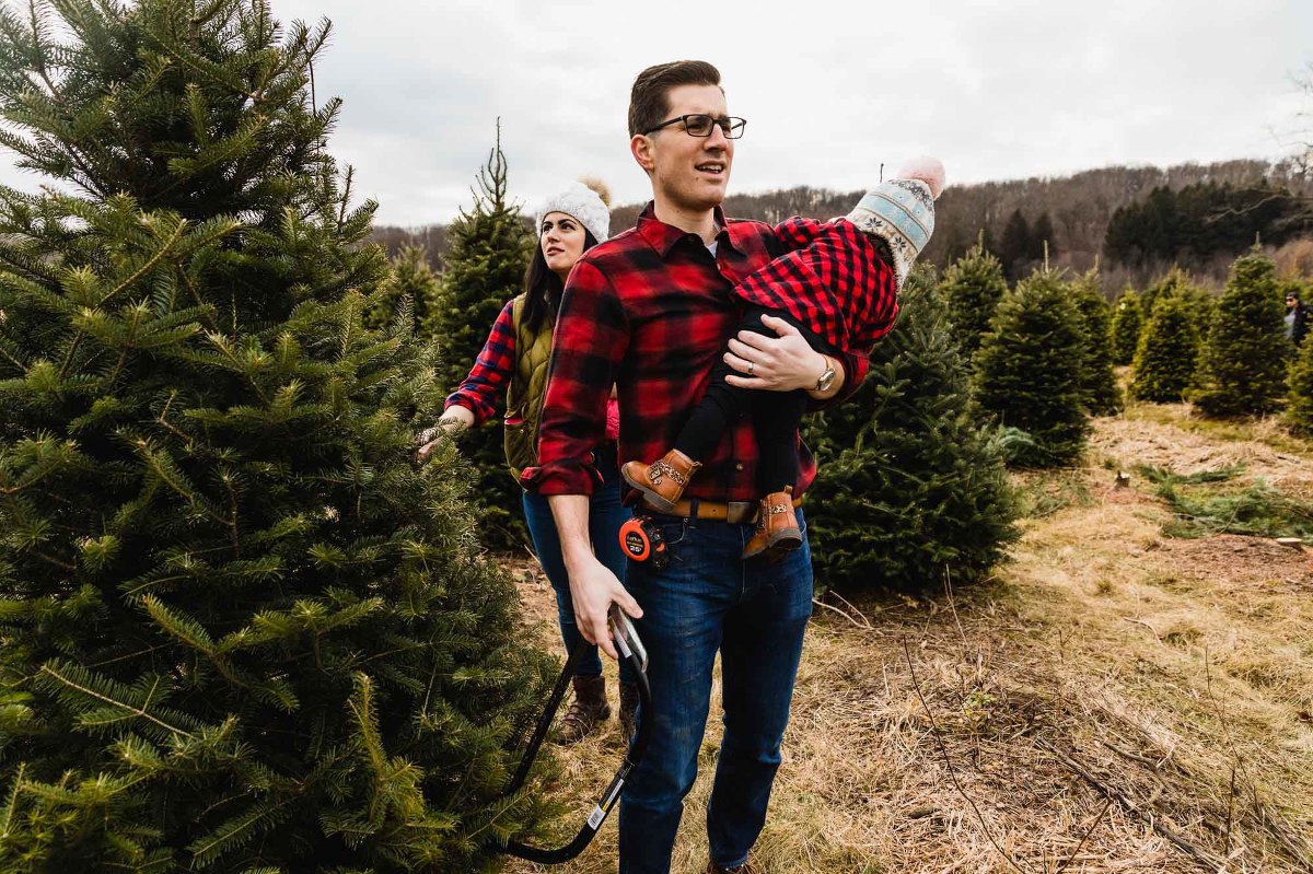 The L. Family Cutting Down their Christmas Tree (Lake Forest Gardens