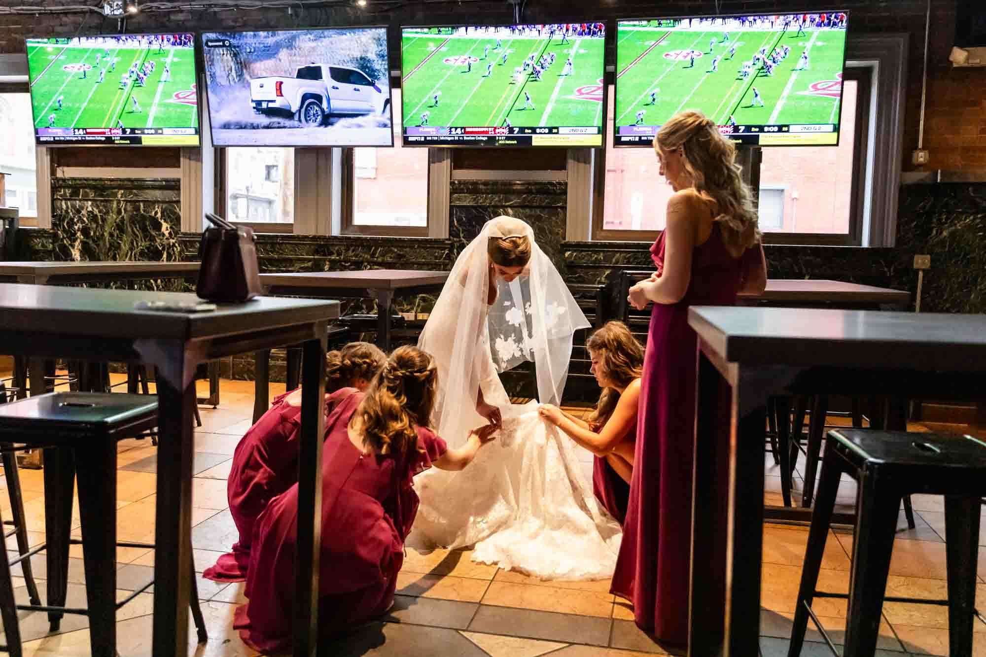 pittsburgh wedding photographer pamela anticole is a master of capturing candid moments in creative ways